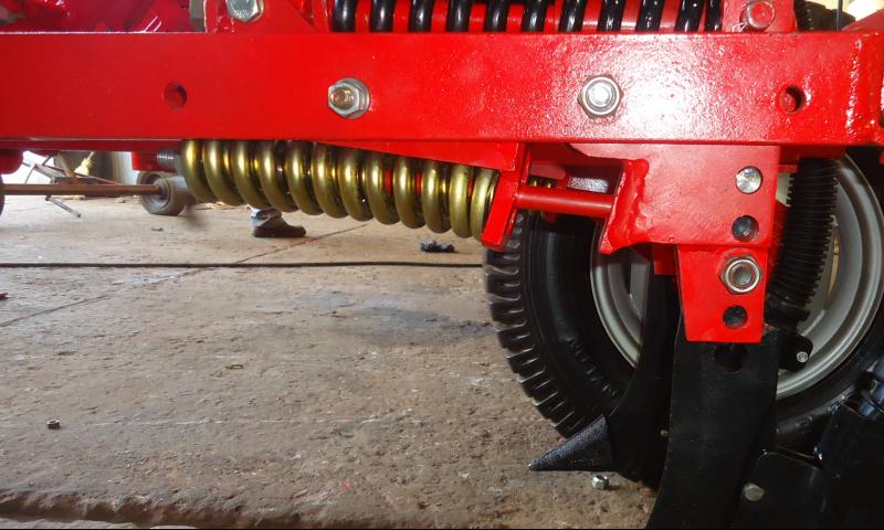 Facão de desarme com rearme automático 