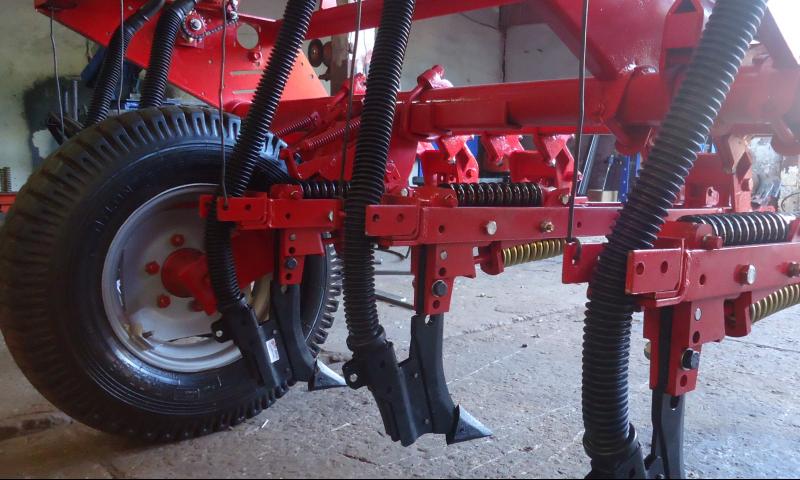 Facão de desarme com rearme automático 